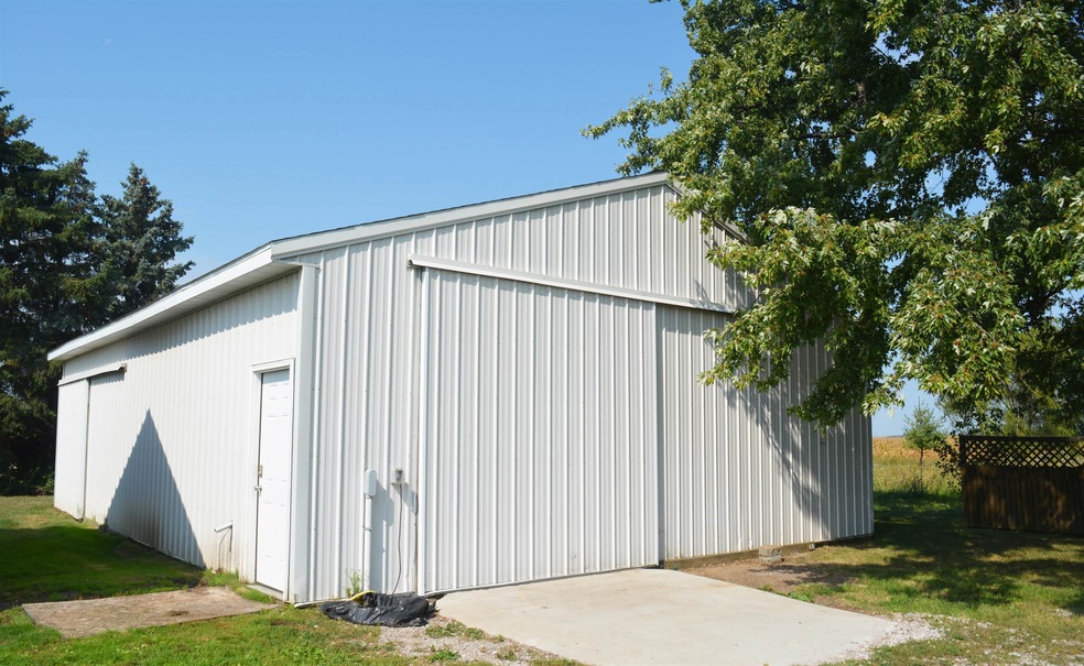 6101 N State Rd, Owosso, MI 48867 - photo 1