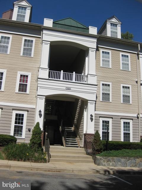 13201 Cloppers Mill Dr unit 11-J, Germantown, MD 20874 - photo 1