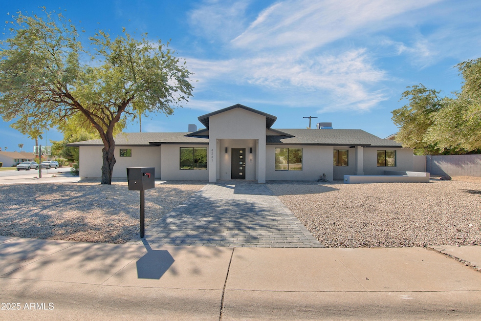 4241 E Calle Tuberia, Phoenix, AZ 85018 - photo 1