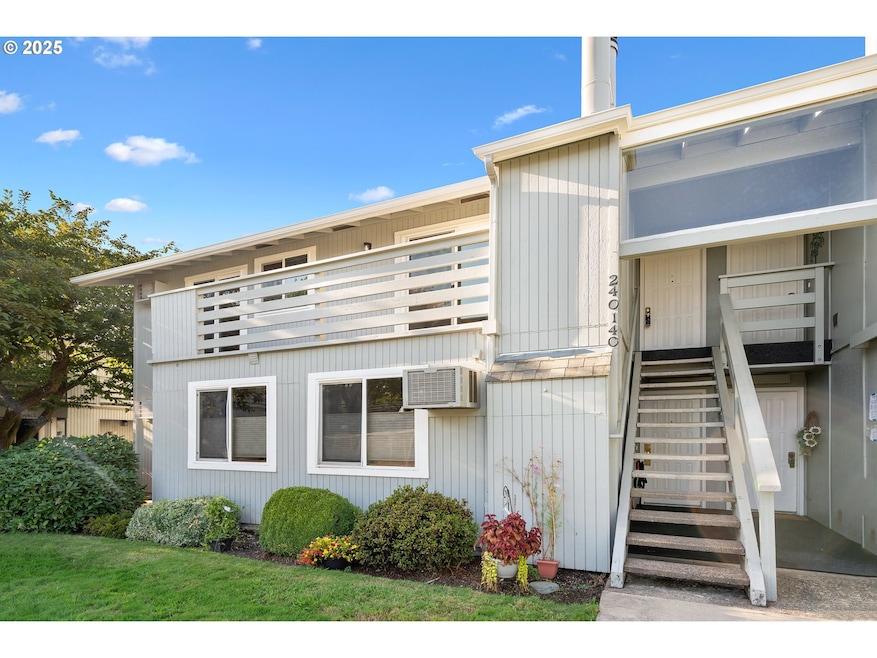 650 Harlow Rd unit 240, Springfield, OR 97477 - photo 1