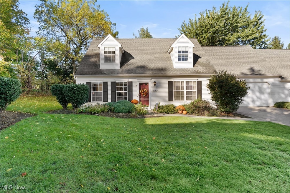 10240 Orchard Hill Ln unit I23, Twinsburg, OH 44087 - photo 1