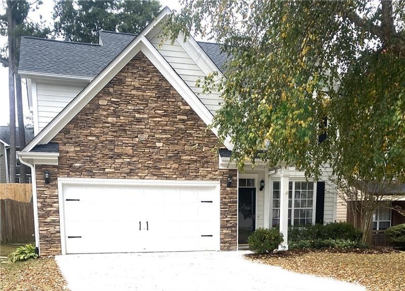 Fall in love with this well-maintained traditional