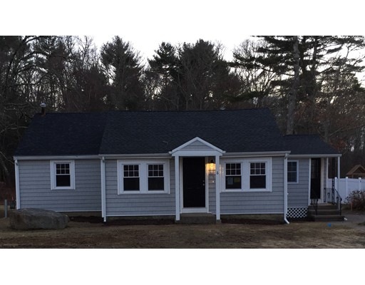 6 Aucoot Rd, Mattapoisett, MA 02739 - photo 1