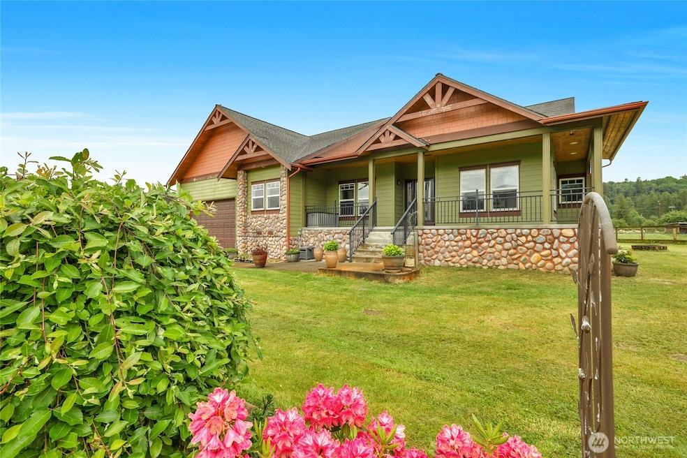 For Sale $879,950 • Co-Listing Agent