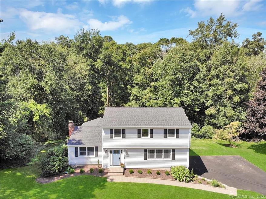 125 Meadows End Rd, Monroe, CT 06468 - photo 1