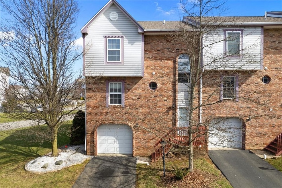 Welcome Home at 619 Carter's Grove!
