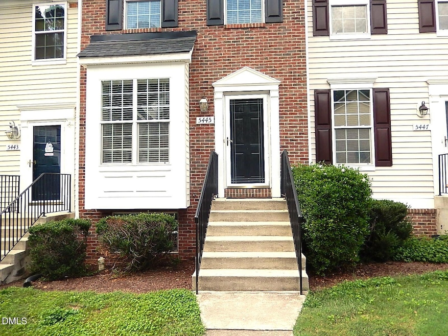 5445 Crabtree Park Ct, Raleigh, NC 27612 - photo 1