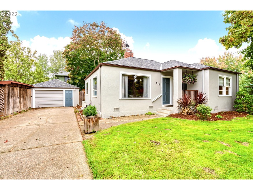 910 Fillmore St, Eugene, OR 97402 - photo 1