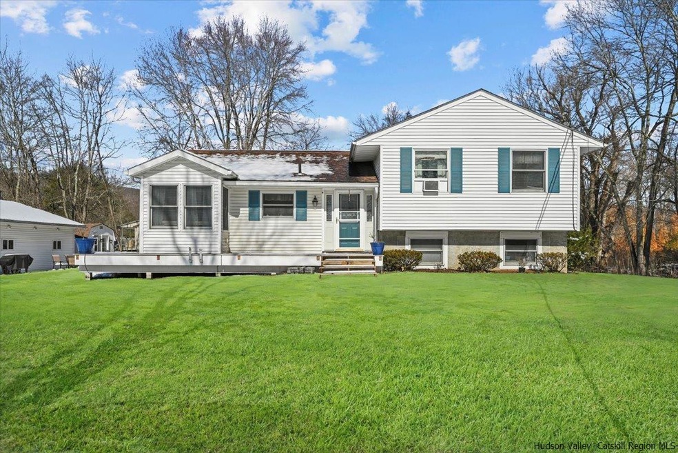 335 Vineyard Ave, Highland, NY 12528 - photo 1