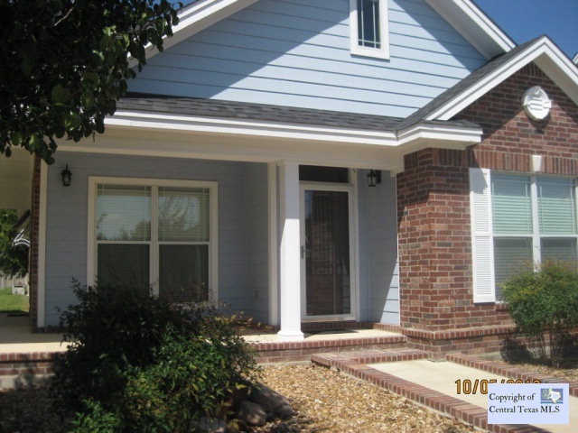 2360 Village Path, New Braunfels, TX 78130 - photo 1