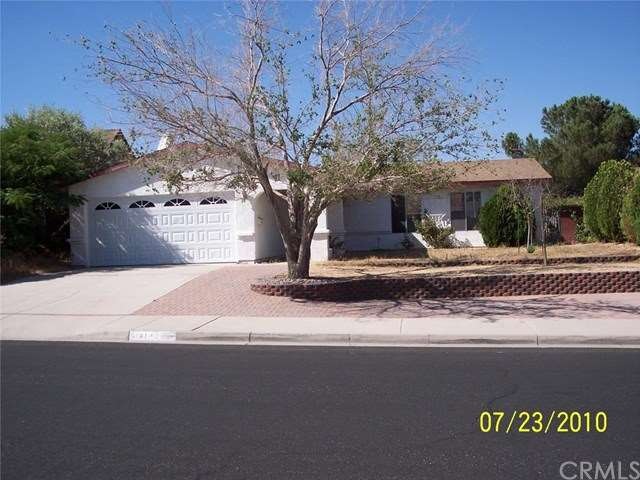 16180 Wimbleton Dr, Victorville, CA 92395 - photo 1