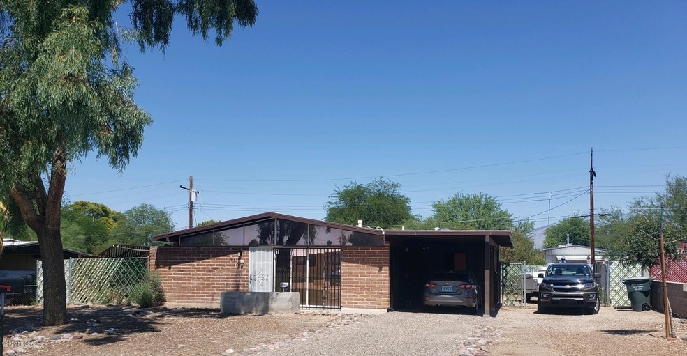 8125 E Hayne Street Tucson AZ 85710