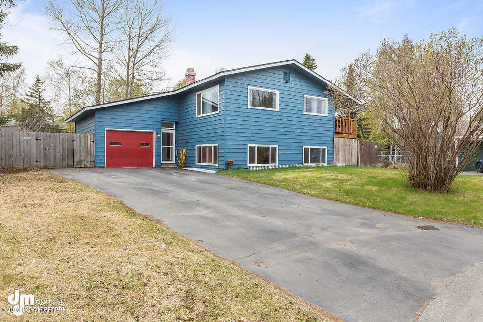 Exterior Front MS_73997-SMALL