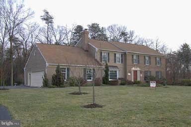 7615 Lake Glen Dr, Glenn Dale, MD 20769 - photo 1