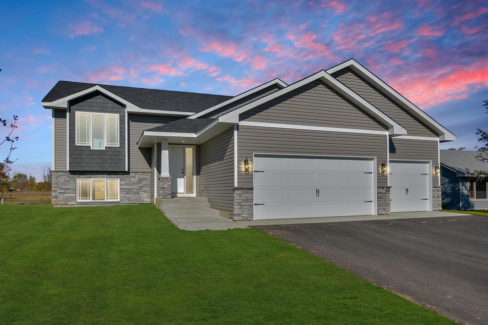 38321 Hunters Ridge Trail, North Branch, MN 55056 - photo 1