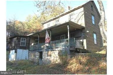 14036 Hollow Rd, Hancock, MD 21750 - photo 1