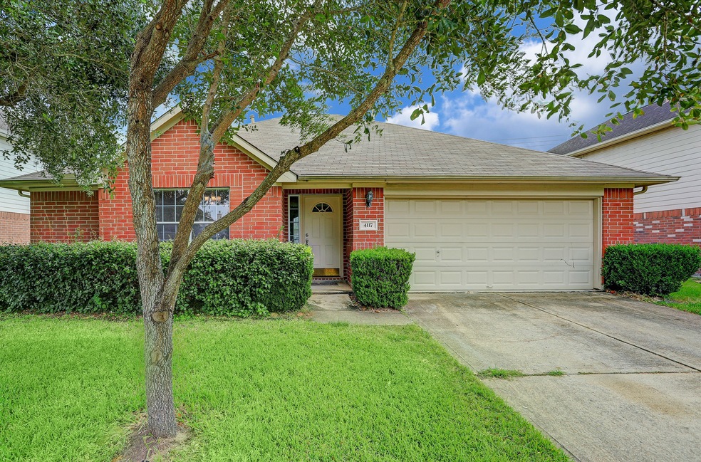 4117 Seminole Dr, Pearland, TX 77584 - photo 1