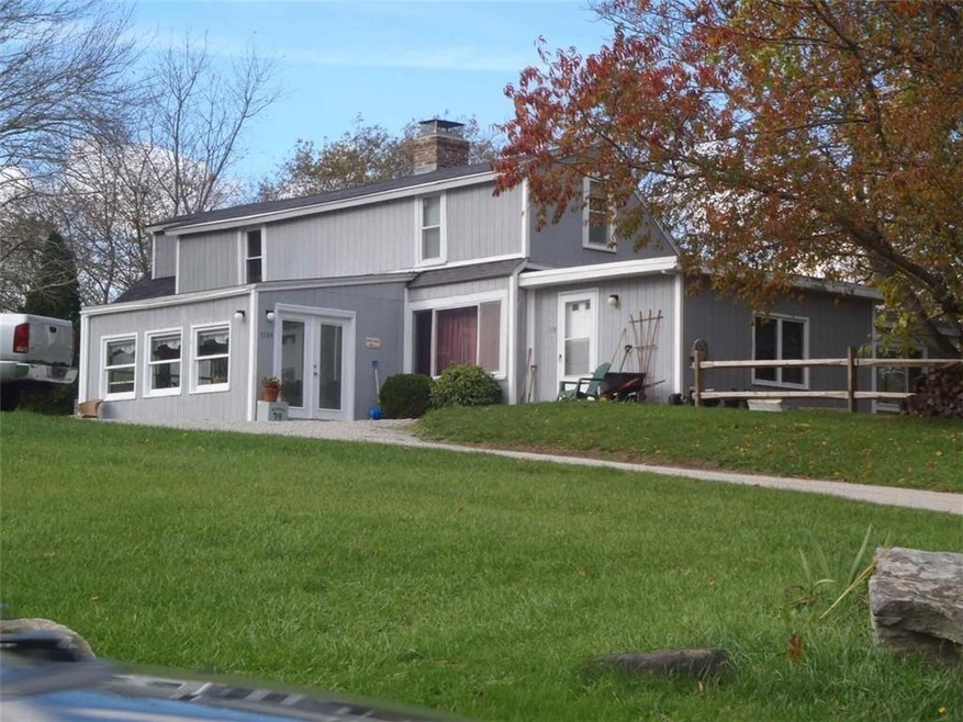 118 Bonnet Shores Rd unit B, Narragansett, RI 02882 - photo 1