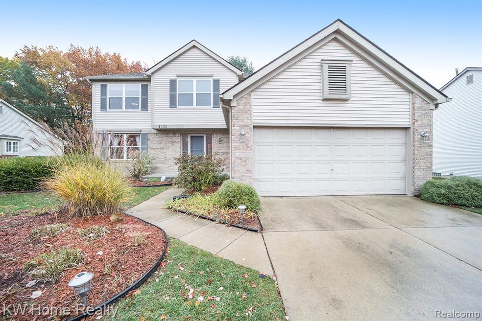 Welcome to 1868 Heron View Drive