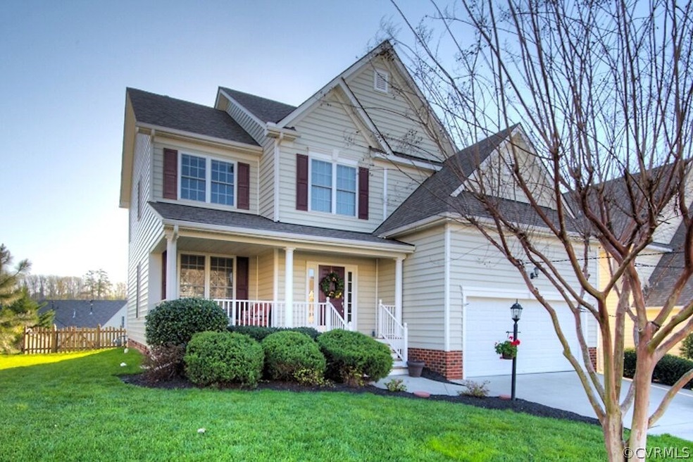 Beautiful home in Charter Colony!