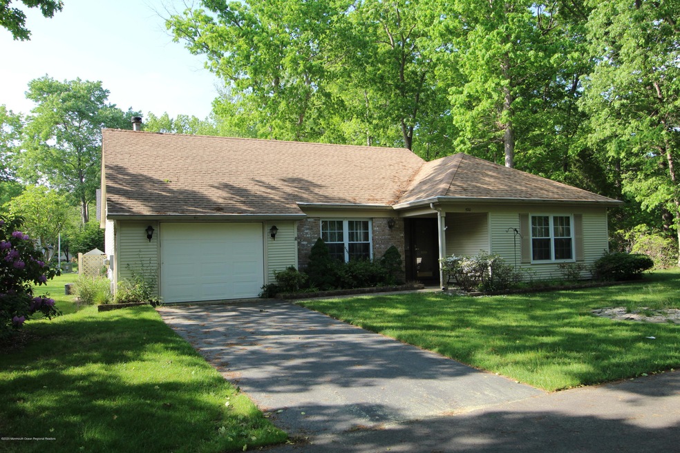 520 Petunia Ln N, Whiting, NJ 08759 - photo 1