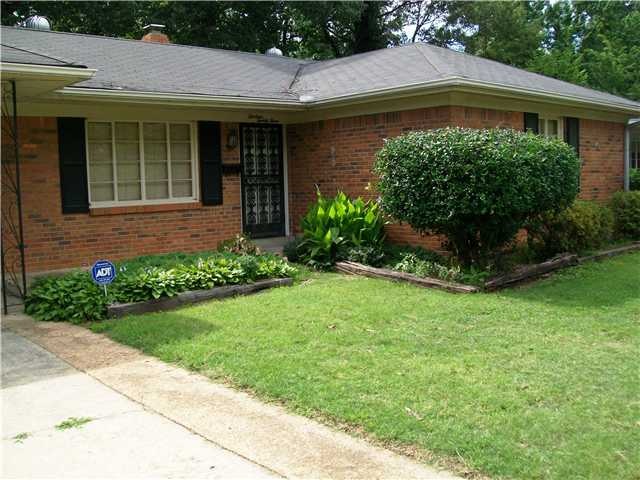 Great 3 BR 2 BA with huge Den across the Back. Cen