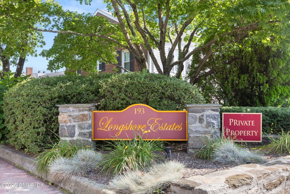 193 Hamilton Ave unit 20, Greenwich, CT 06830 - photo 1