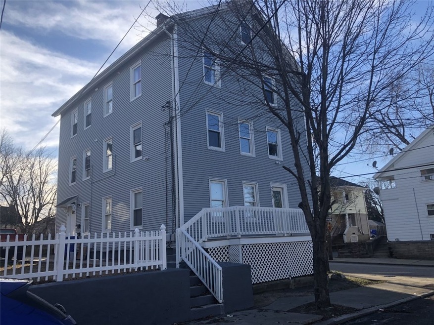 200 Magill St, Pawtucket, RI 02860 - photo 1