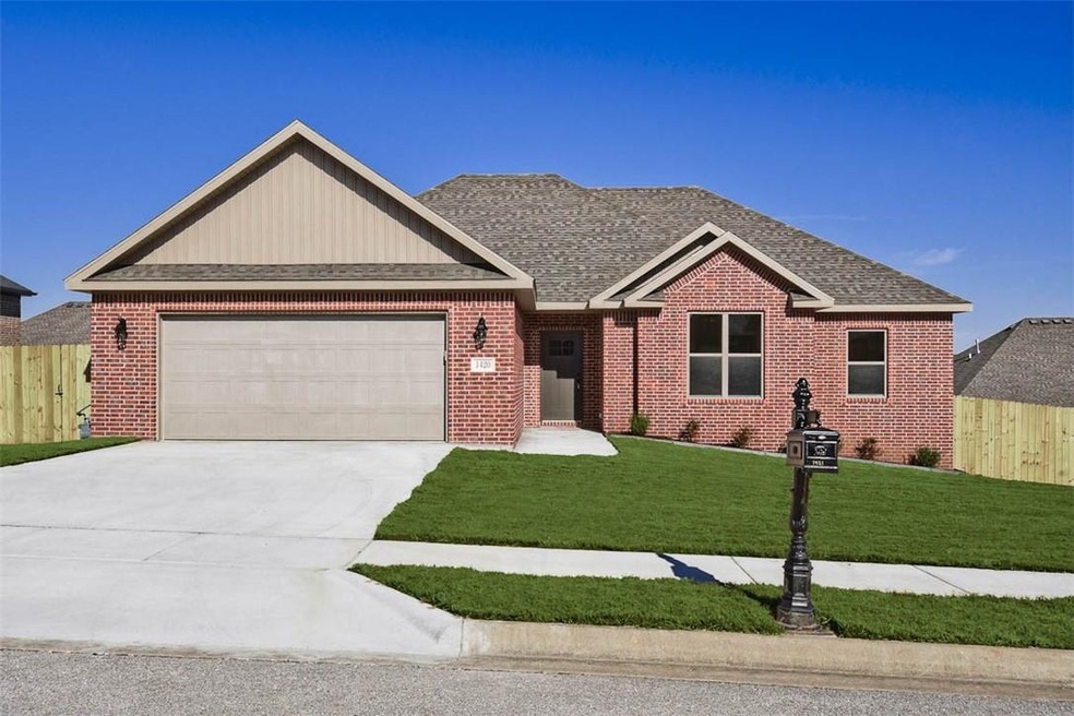 1420 Colonel McNeil Dr, Prairie Grove, AR 72753 - photo 1