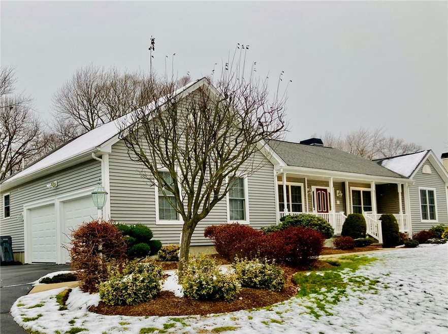 15 Lindsay Ln, Cranston, RI 02921 - photo 1