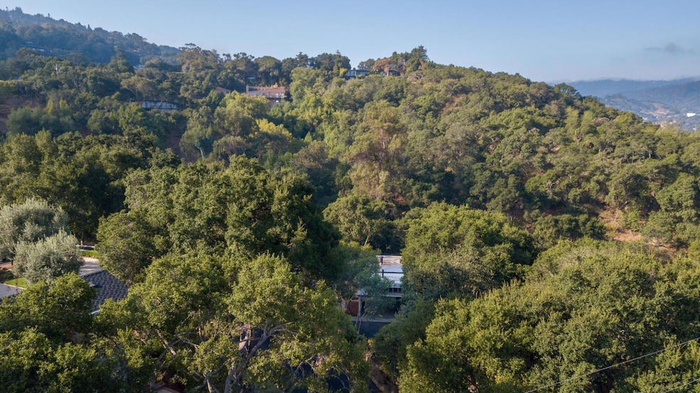 Sold $2,280,000 • Co-Listing Agent