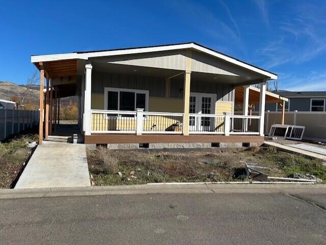 333 Mountain View Dr unit 36, Talent, OR 97540 - photo 1