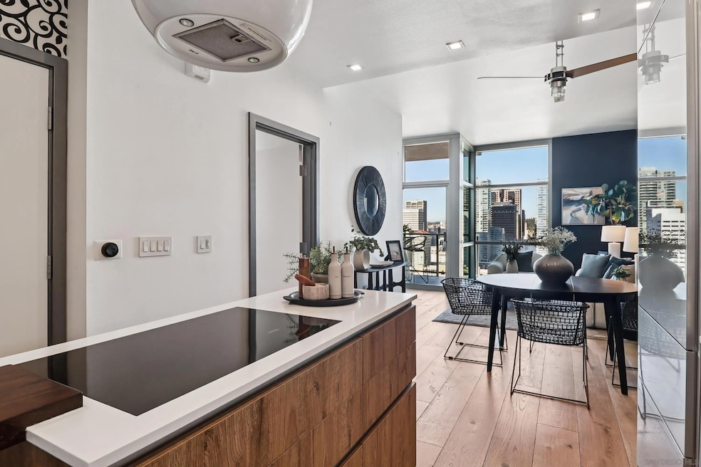 The Mark unit 2703, San Diego, CA 92101 - photo 1