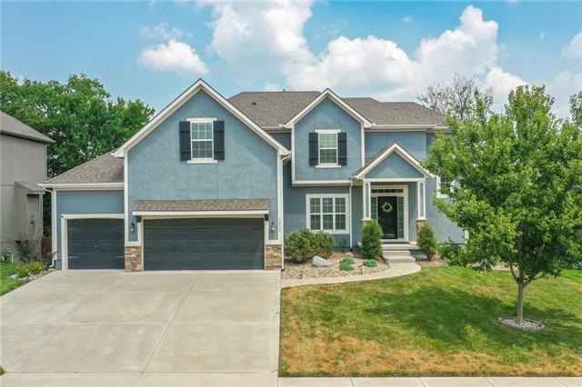 1612 SW 41st St, Lees Summit, MO 64082 - photo 1