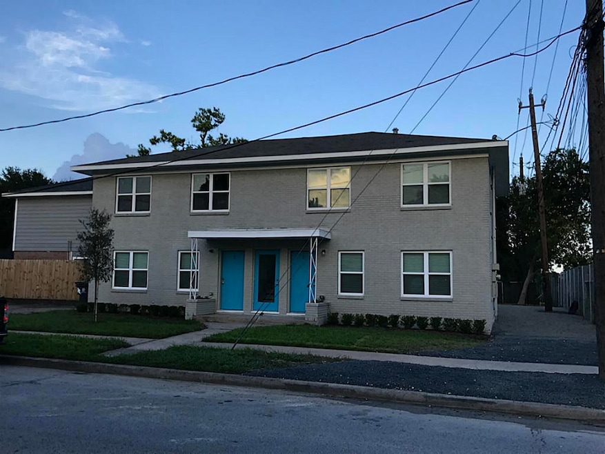 5005 Tierwester St unit 3, Houston, TX 77004 - photo 1