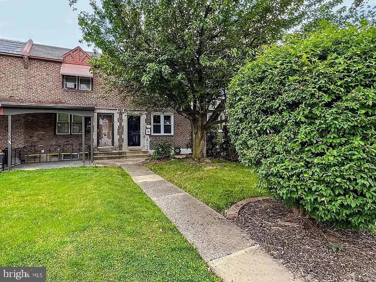 243 Westbrook Dr, Clifton Heights, PA 19018 - photo 1