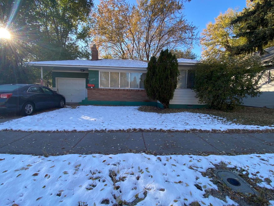2212 Darrow Ave, Klamath Falls, OR 97601 - photo 1