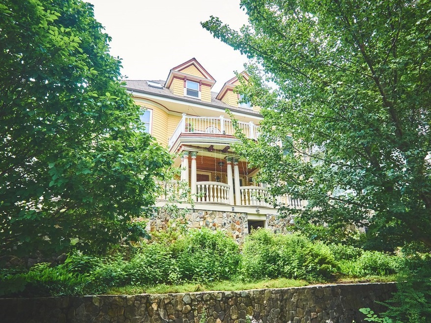 18 Atherton Rd unit G, Brookline, MA 02446 - photo 1