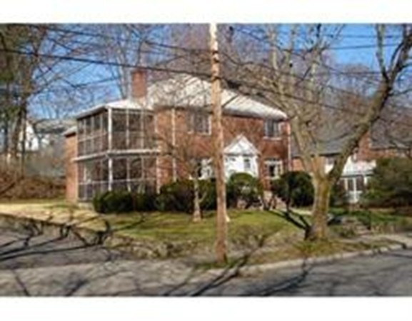 113 Withington Rd unit 113, Newtonville, MA 02460 - photo 1