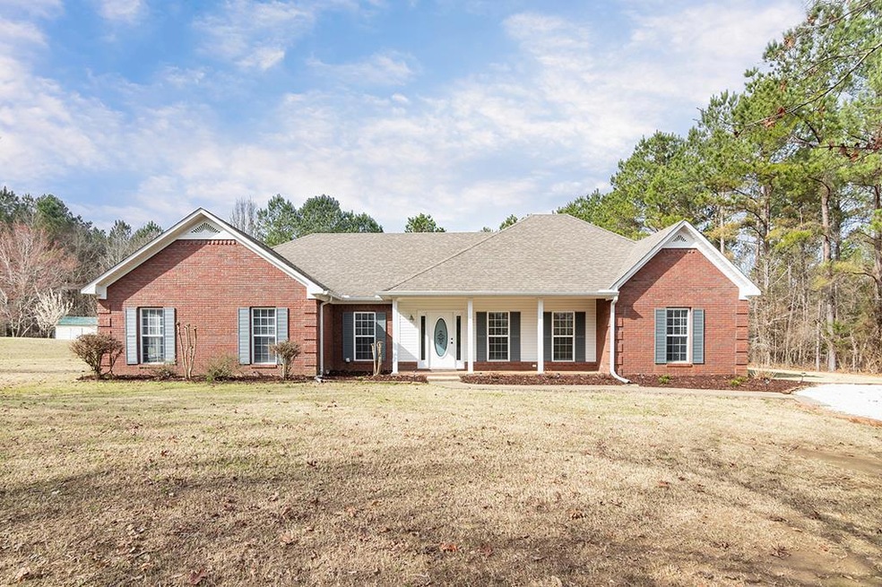 115 Cr 411, Oxford, MS 38655 - photo 1