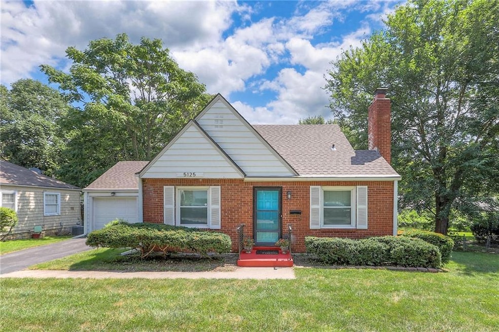 5125 Maple Ave, Mission, KS 66202 - photo 1