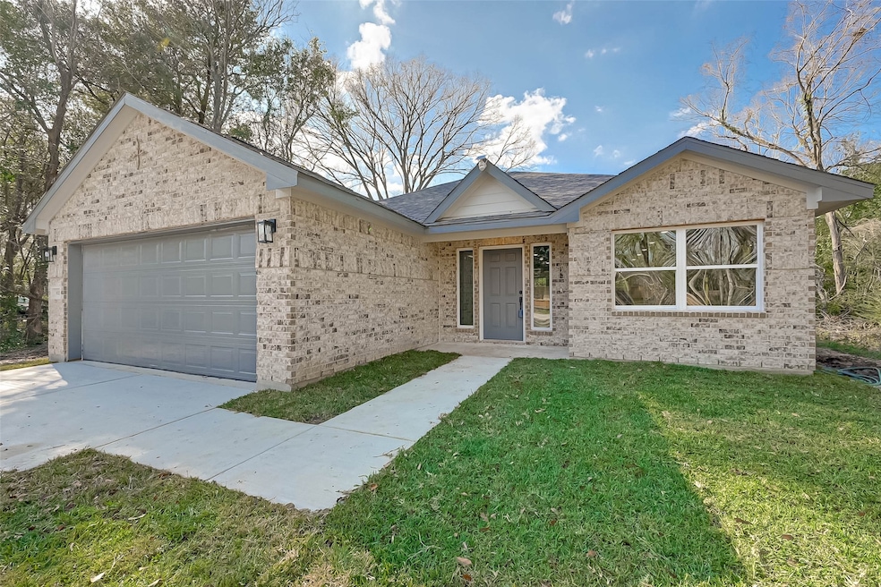 8321 Venus St, Houston, TX 77088 - photo 1