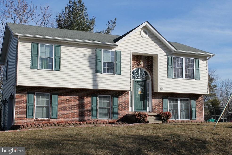 99 Plantation Dr, Winchester, VA 22602 - photo 1