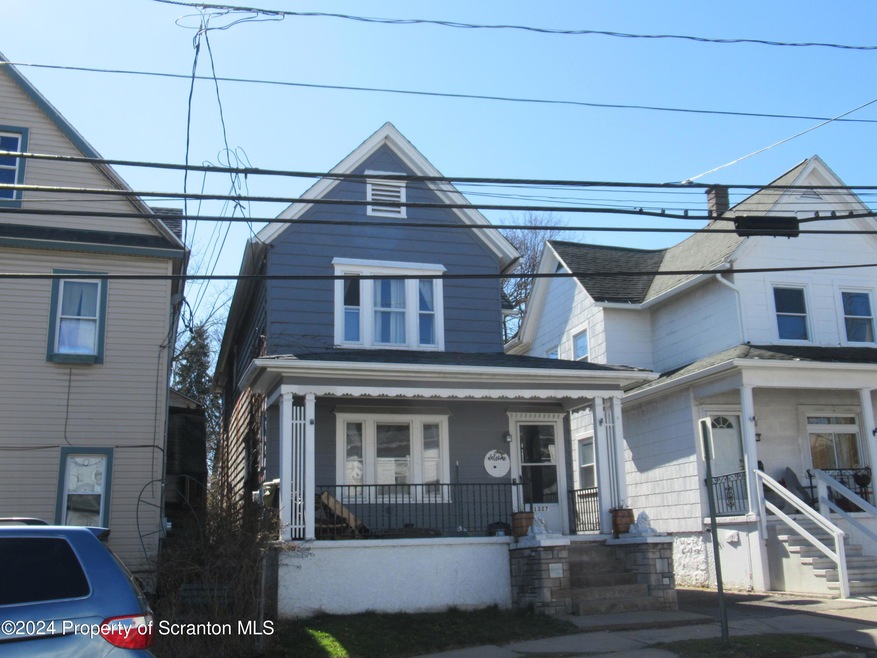 1327 Lafayette St, Scranton, PA 18504 - photo 1