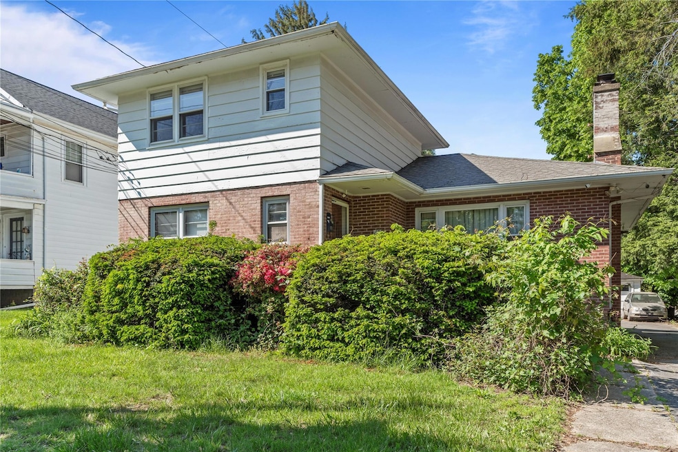 17 College Ave unit 2FL, Poughkeepsie, NY 12603 - photo 1