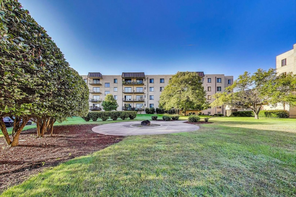 Pending $178,000 • Co-Listing Agent