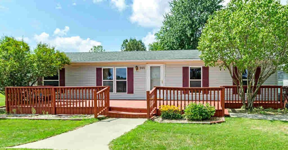 985 N Homer Rd, Midland, MI 48640 - photo 1