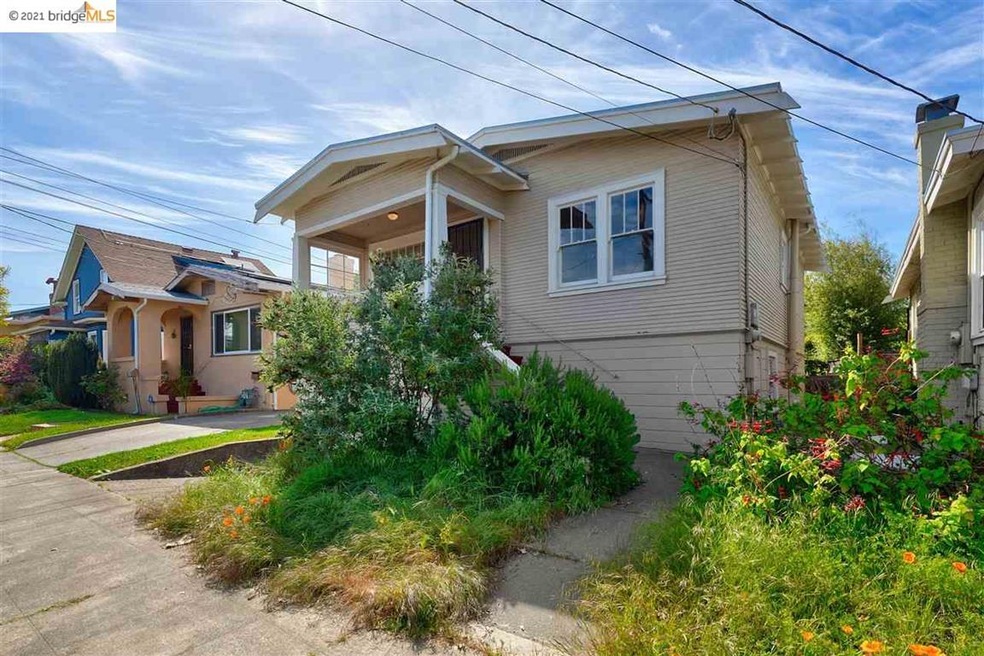 1112 Carleton St, Berkeley, CA 94702 - photo 1