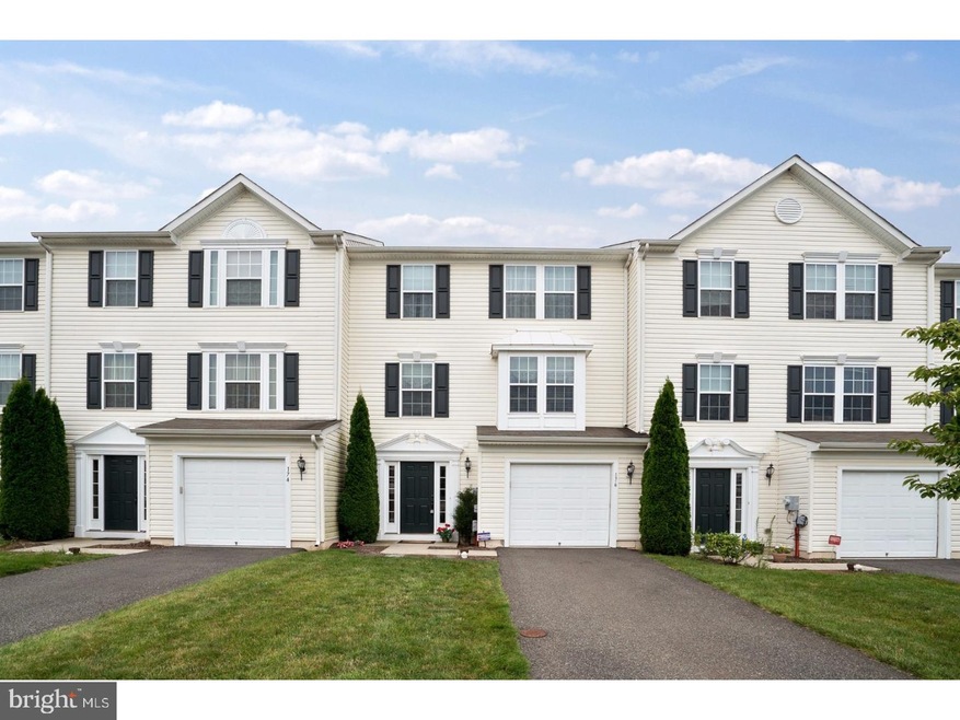 176 S Savanna Dr, Pottstown, PA 19465 - photo 1