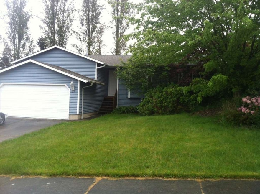 32 75th St SW, Everett, WA 98203 - photo 1